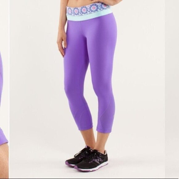 𝅺LULULEMON run inspire crop II leggings size 2 in purple - Picture 14 of 14